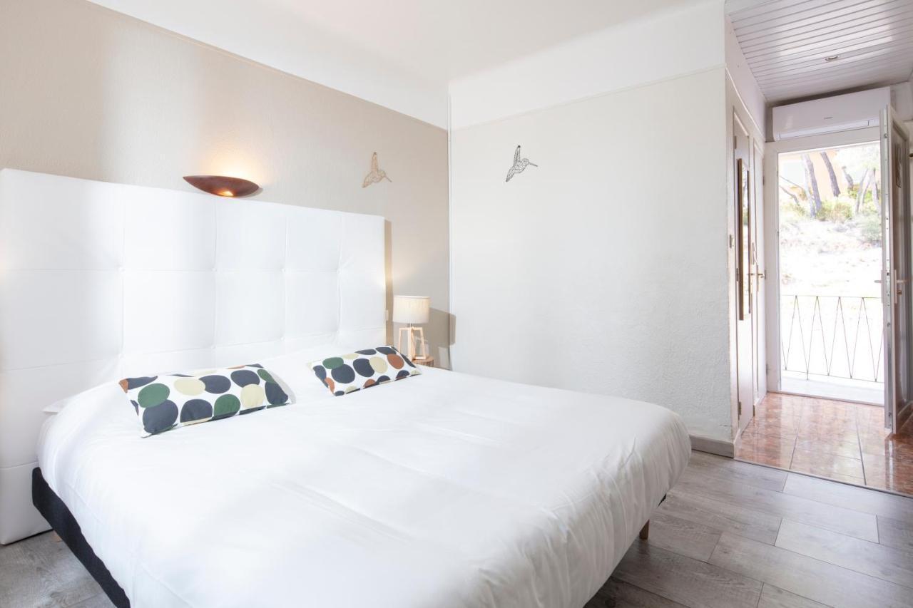 Hotel Les Rocailles Montagnac  Bagian luar foto