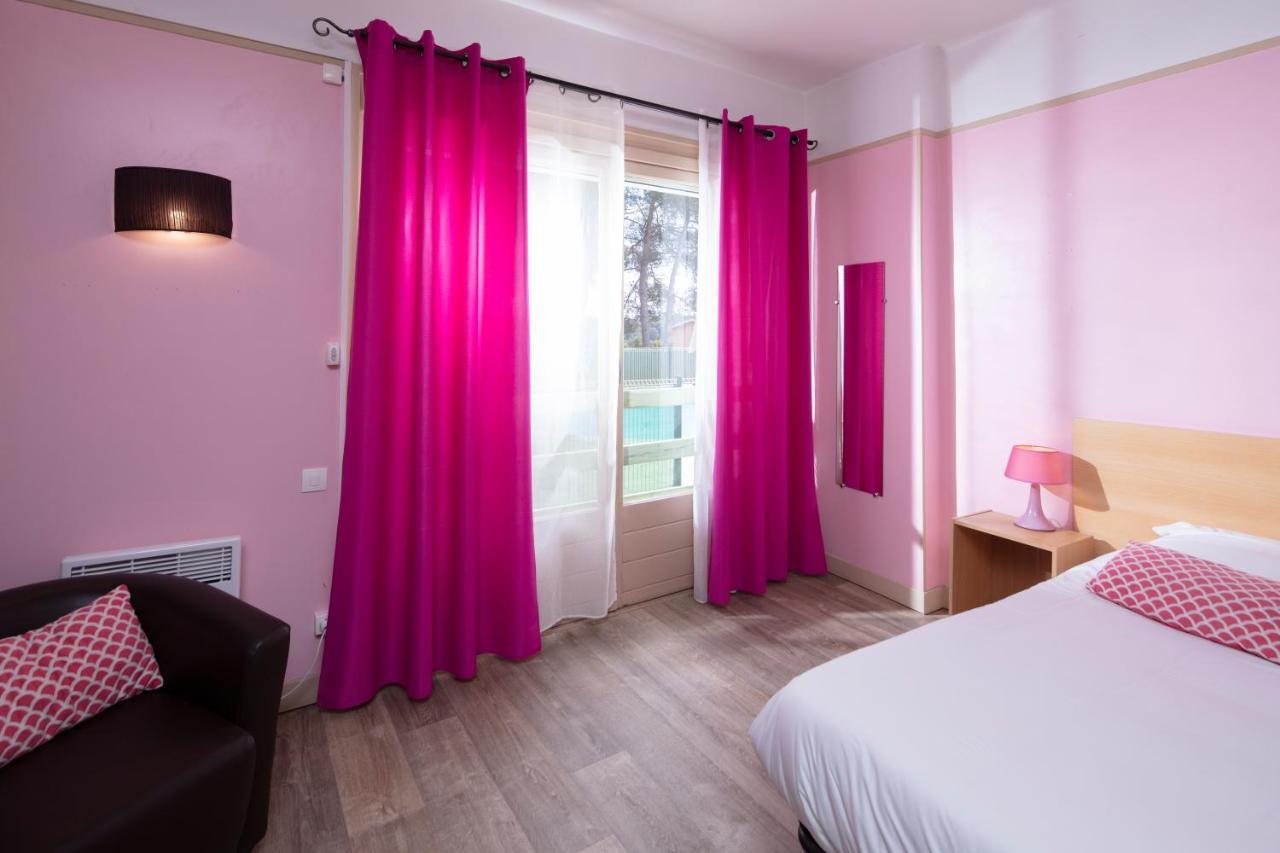 Hotel Les Rocailles Montagnac  Bagian luar foto