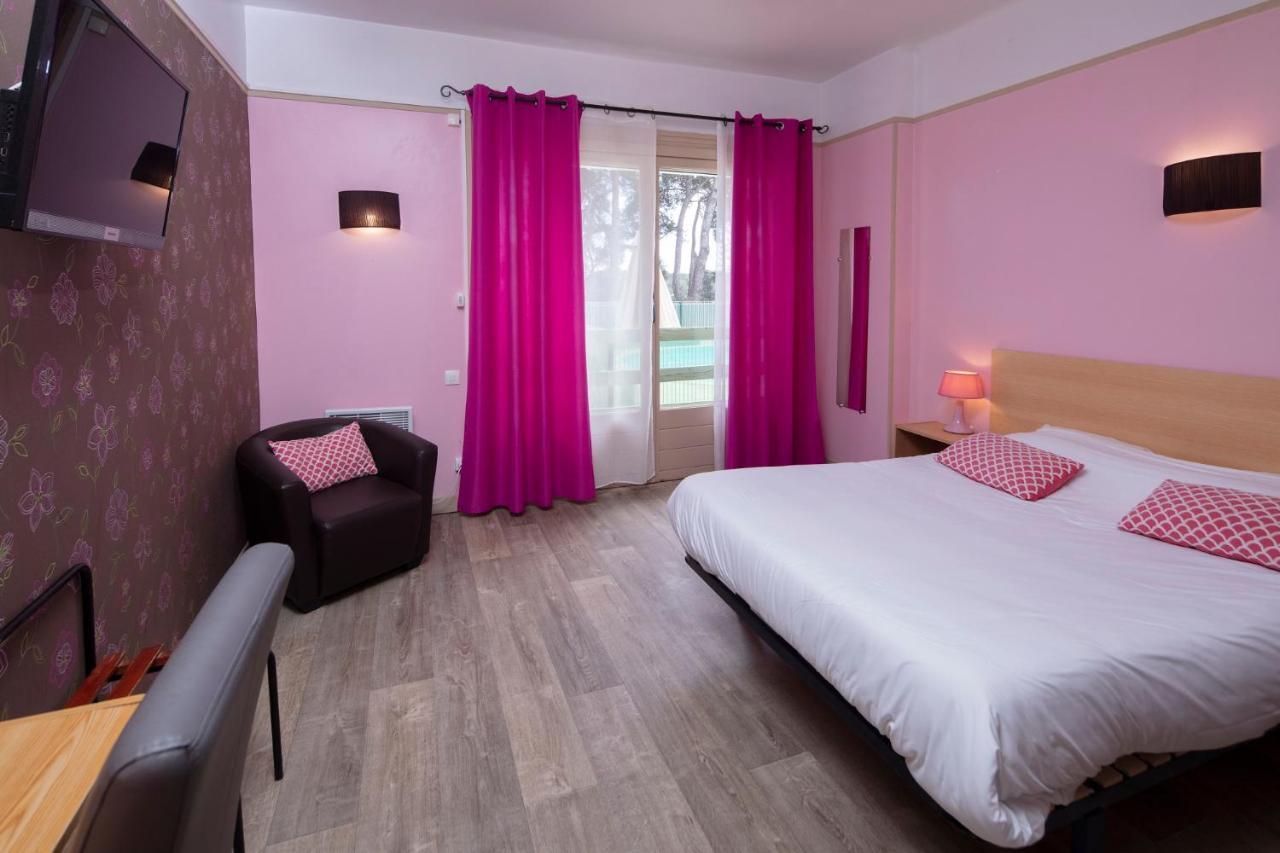 Hotel Les Rocailles Montagnac  Bagian luar foto