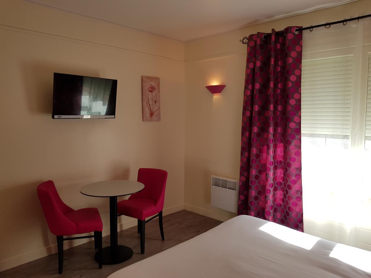 Hotel Les Rocailles Montagnac  Bagian luar foto